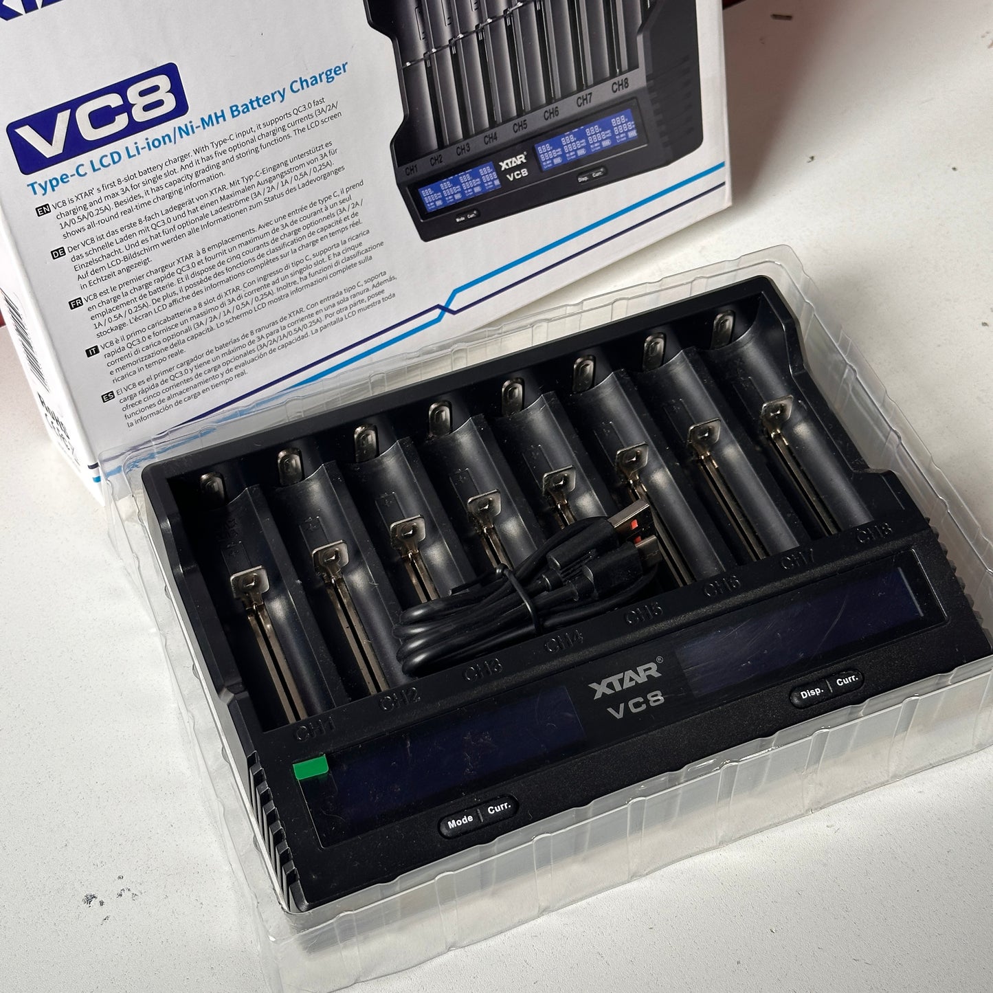 XTAR VC8 8-slot Charger Legit