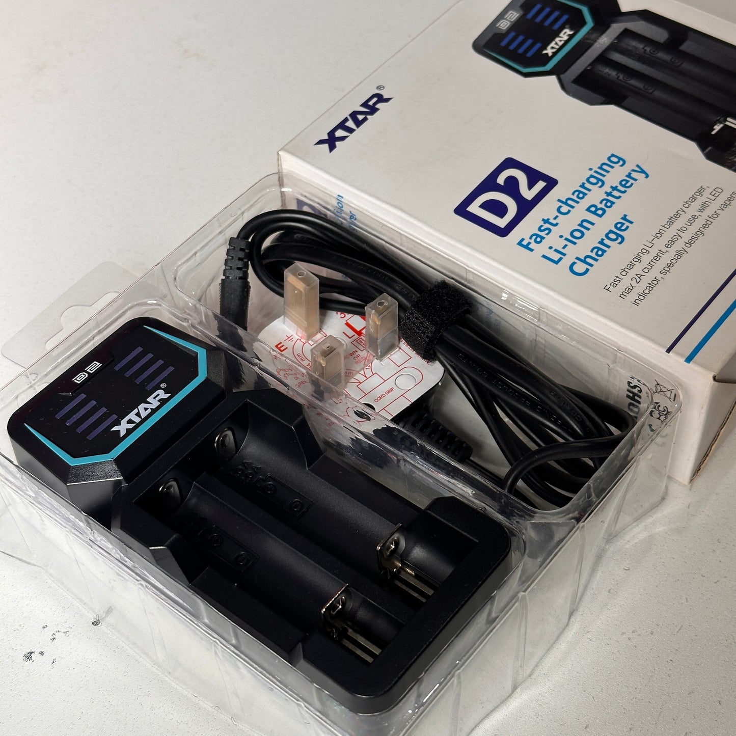 XTAR D2 Fast Charging Li-ion Battery Charger